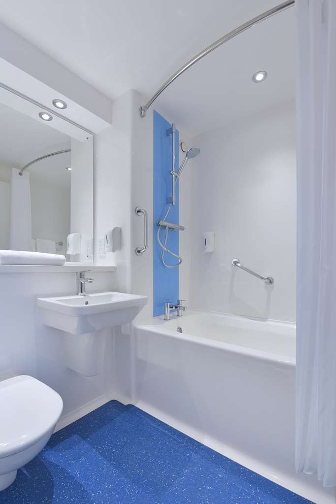 Travelodge Halifax Pokoj fotografie